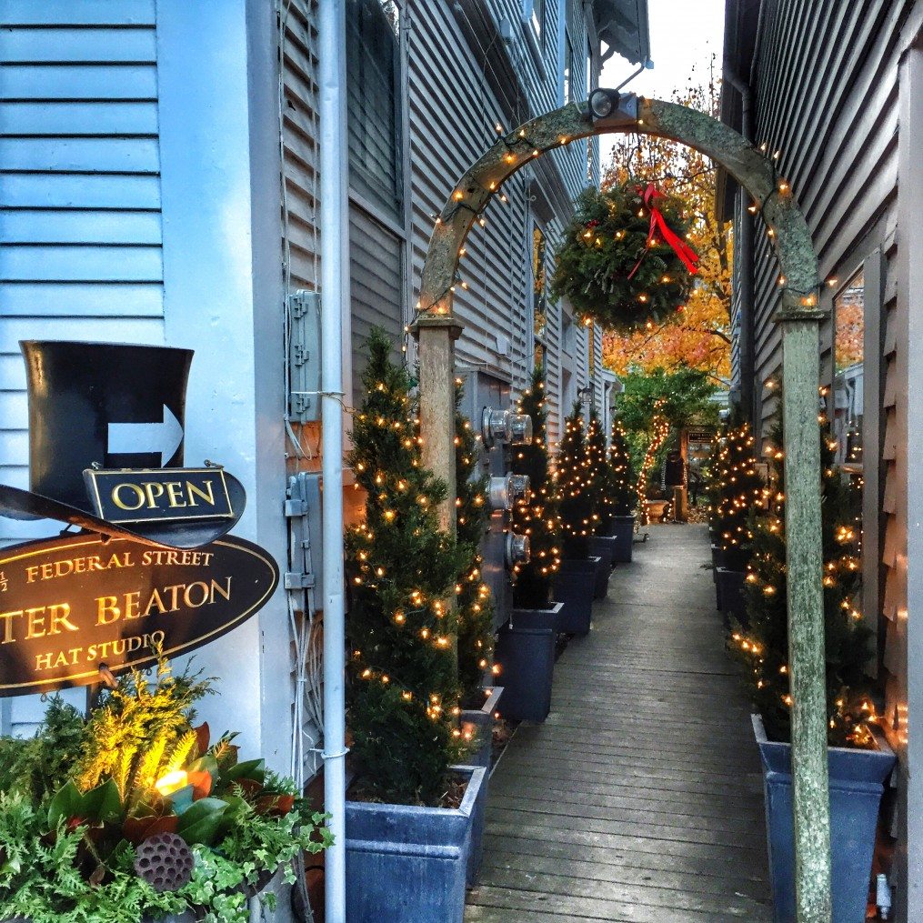 A Guide to Nantucket's Christmas Stroll The ALyst A Bostonbased