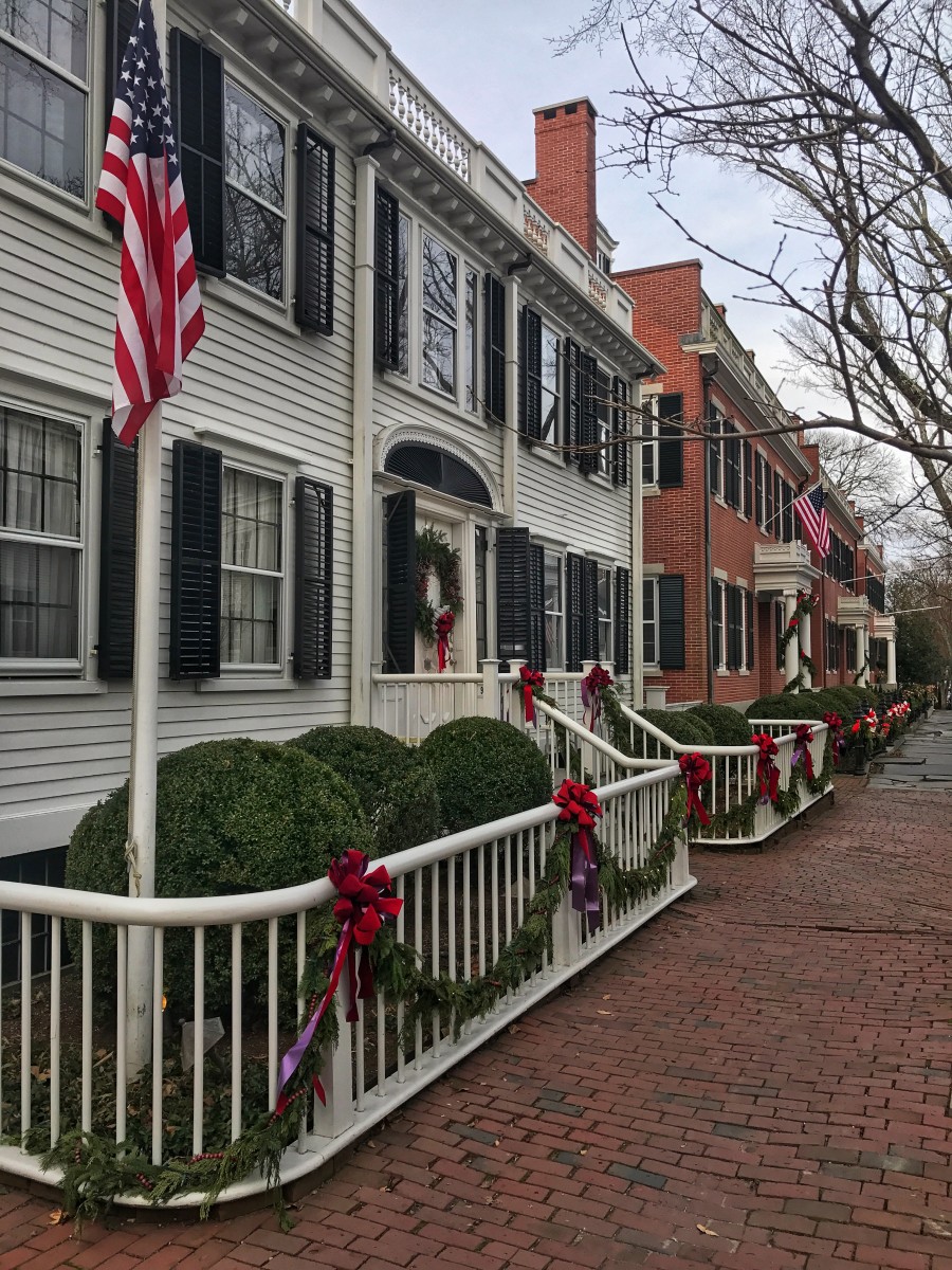 A Guide to Nantucket's Christmas Stroll The ALyst A Bostonbased